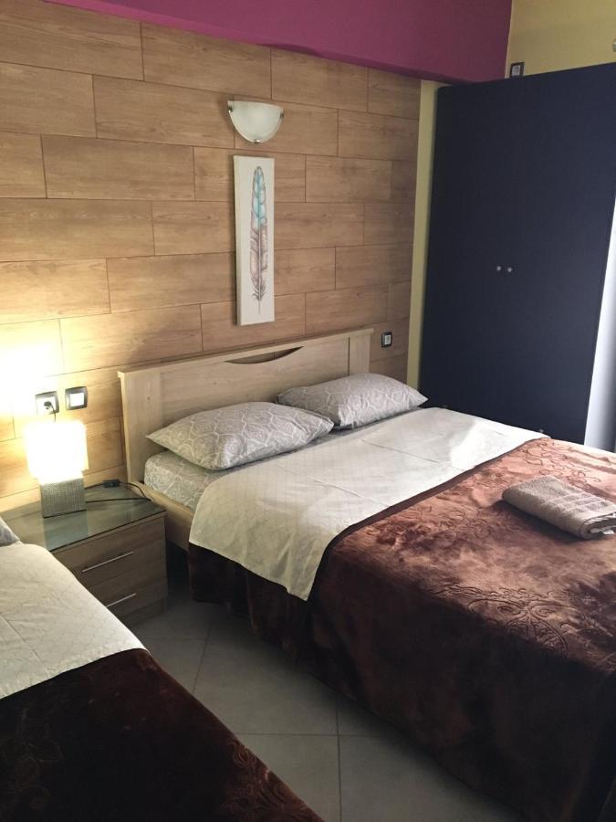 G M 1 Rooms Kentro In The Heart Of The City 拉里萨 外观 照片